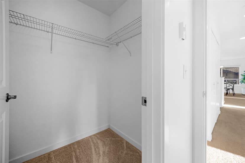 Property photo for 1900 Weaver Road #F202, Snohomish photo 18
