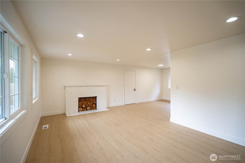 Property photo for 728 5th Avenue S, Kent photo 13