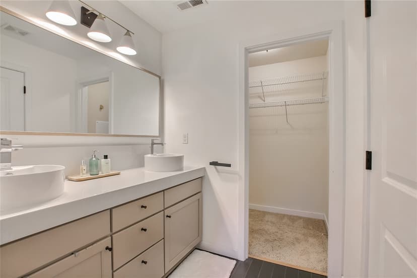 Property photo for 1900 Magnolia Road #A, Lynnwood photo 18