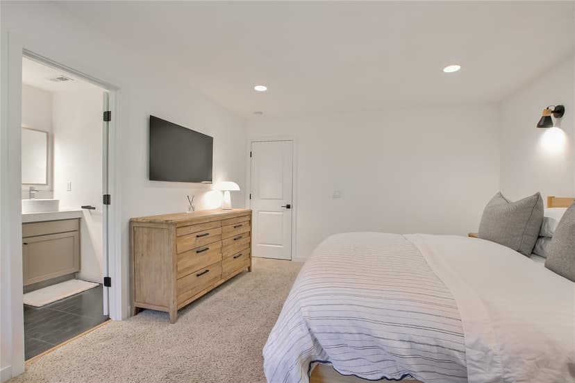 Property photo for 1900 Magnolia Road #A, Lynnwood photo 16