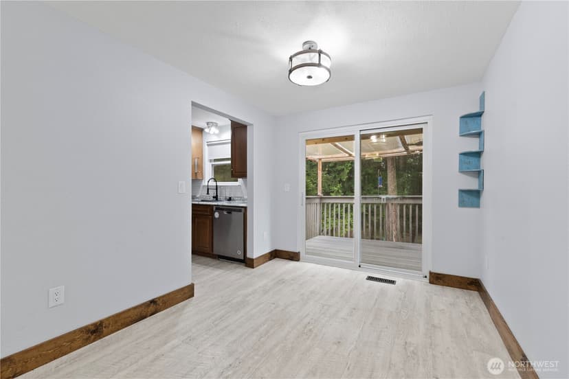 Property photo for 6526 192nd Avenue E, Bonney Lake photo 8