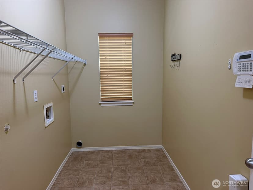 Property photo for 8105 88th Street NE, Marysville photo 18