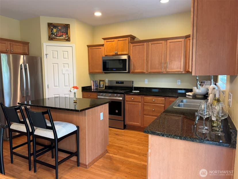 Property photo for 8105 88th Street NE, Marysville photo 14