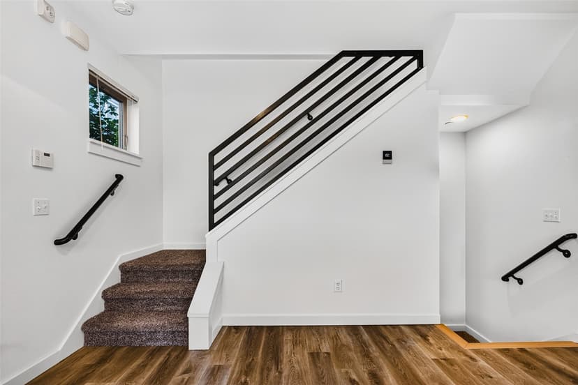 Property photo for 1214 N Northgate Way, Seattle photo 6