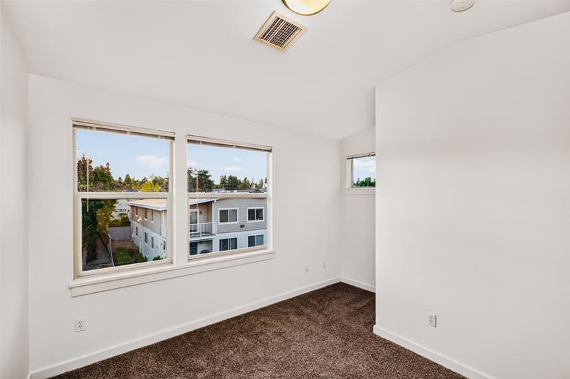 Property photo for 1214 N Northgate Way, Seattle photo 22