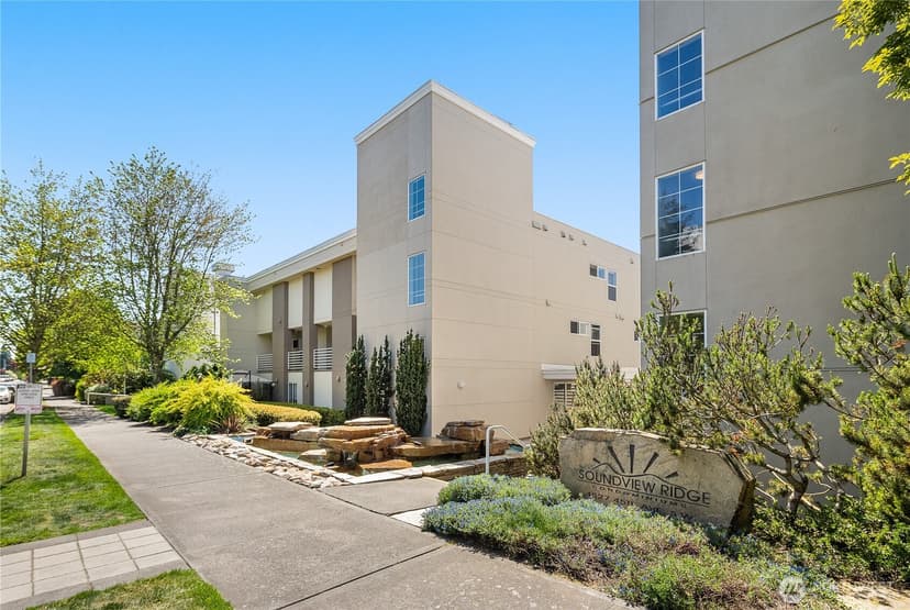 Property photo for 4527 45th Avenue SW #204S, Seattle