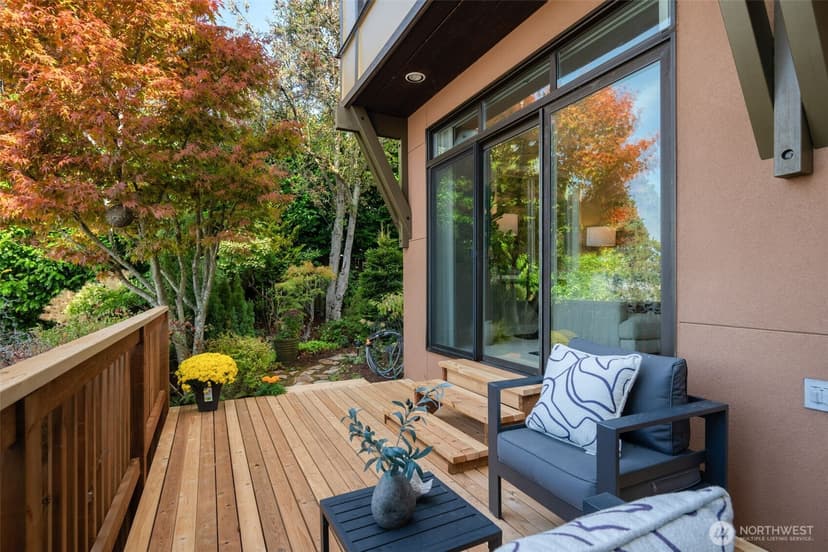 Property photo for 212 N 45th Street, Seattle photo 5