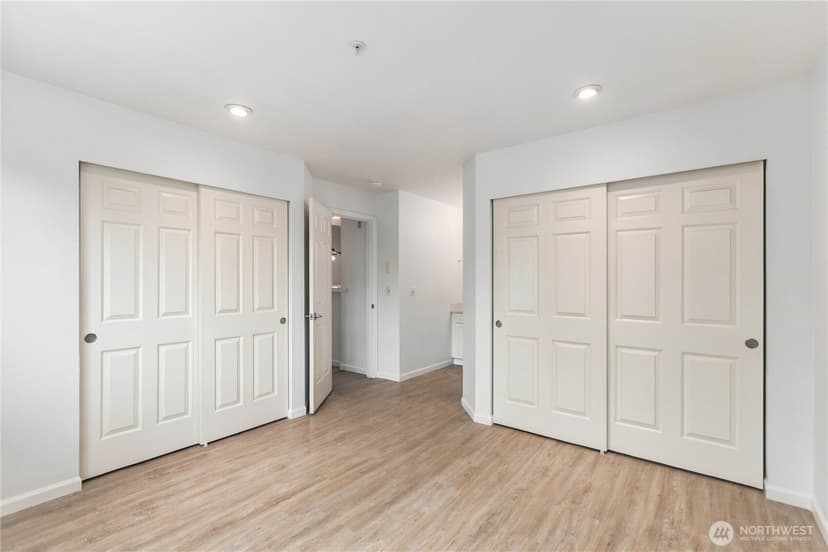 Property photo for 18501 SE Newport Way #H336, Issaquah photo 22