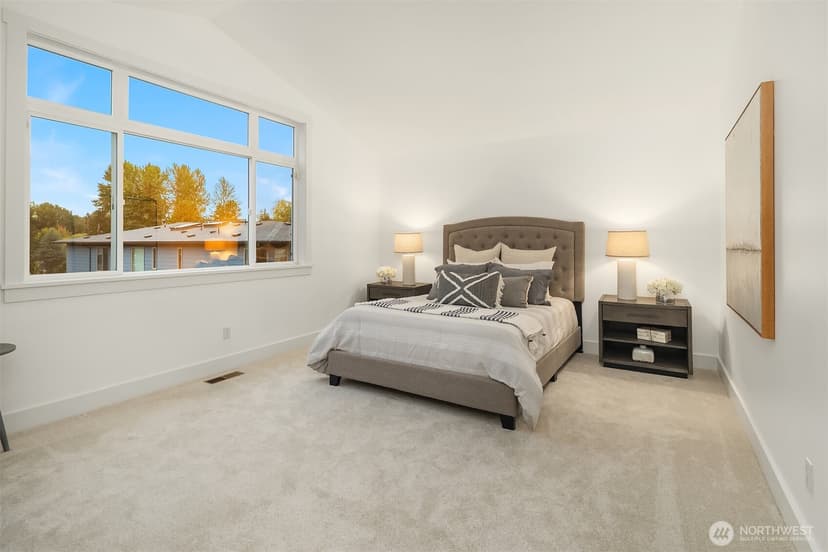Property photo for 12512 NE 90th Street, Kirkland photo 19