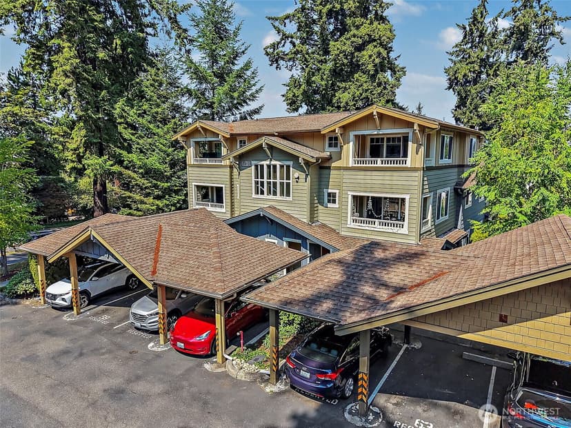 Property photo for 11312 124th Avenue NE #302, Kirkland photo 27