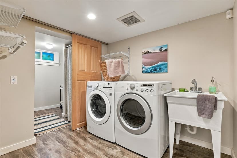 Property photo for 8423 40th Avenue SW, Seattle photo 20