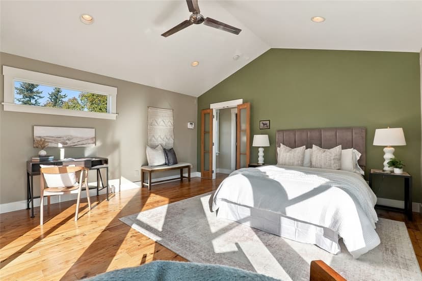 Property photo for 8423 40th Avenue SW, Seattle photo 13