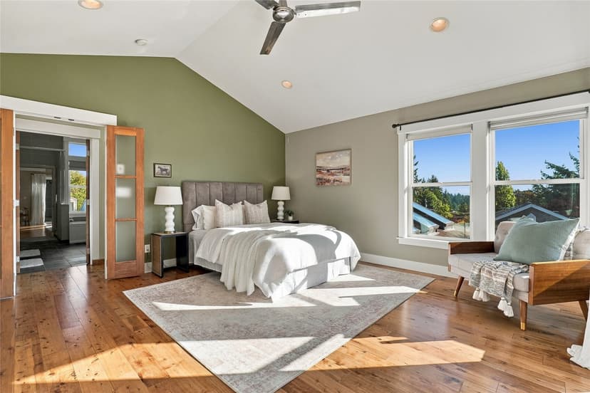 Property photo for 8423 40th Avenue SW, Seattle photo 14