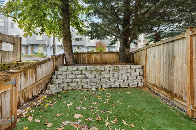 Property photo for 5943 36th Avenue S #A, Seattle photo 4