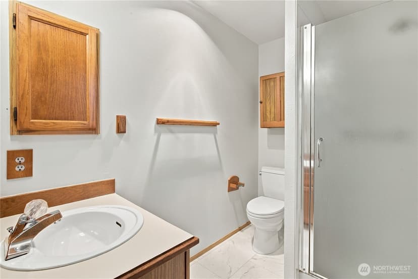 Property photo for 22014 SE 268th Street, Maple Valley photo 19