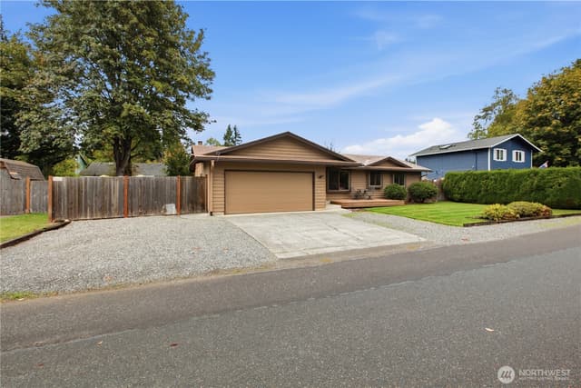 Property photo for 22014 SE 268th Street, Maple Valley photo 3