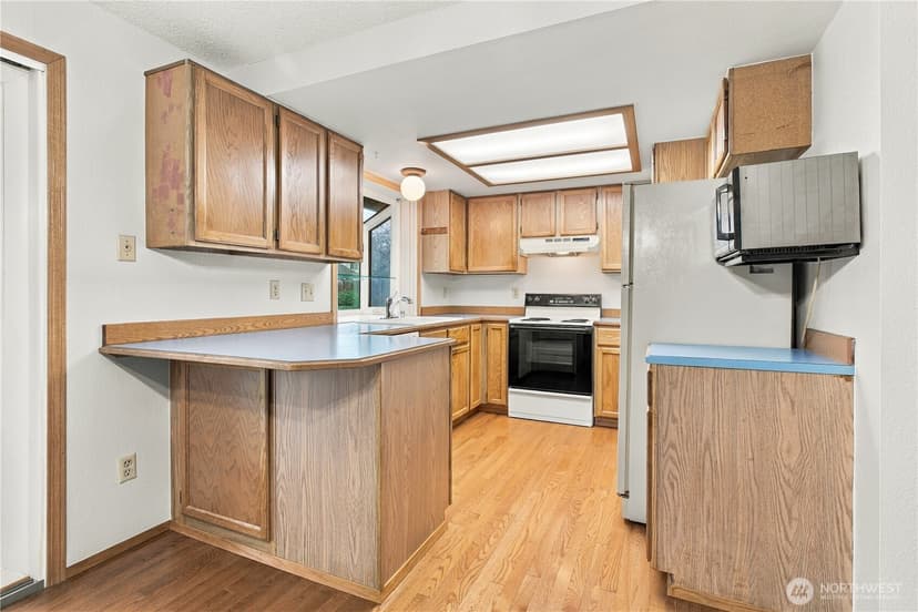 Property photo for 22014 SE 268th Street, Maple Valley photo 13