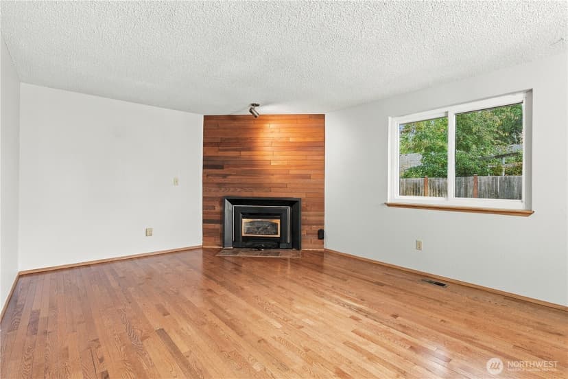Property photo for 22014 SE 268th Street, Maple Valley photo 9