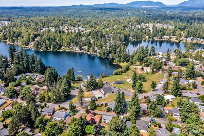 Property photo for 22014 SE 268th Street, Maple Valley photo 29