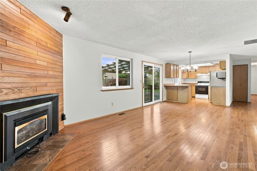 Property photo for 22014 SE 268th Street, Maple Valley photo 10