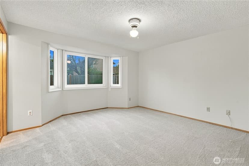 Property photo for 22014 SE 268th Street, Maple Valley photo 17