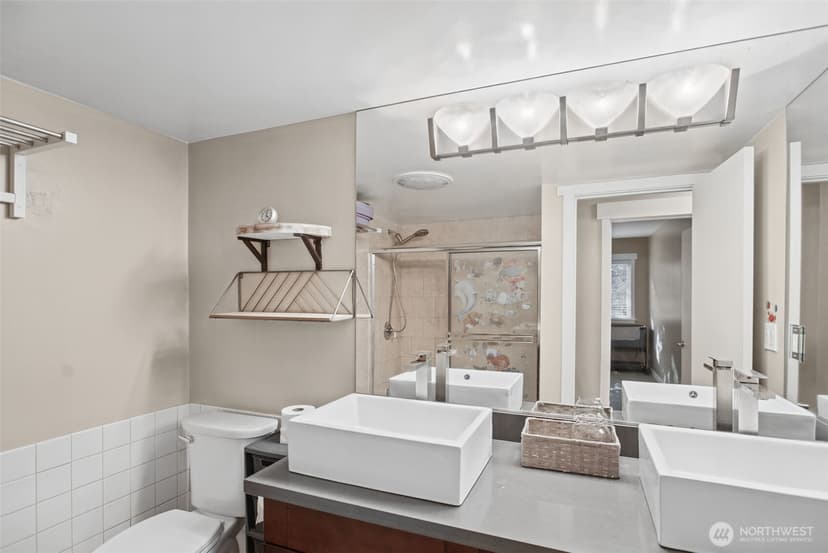 Property photo for 2500 81st Avenue SE #112, Mercer Island photo 17