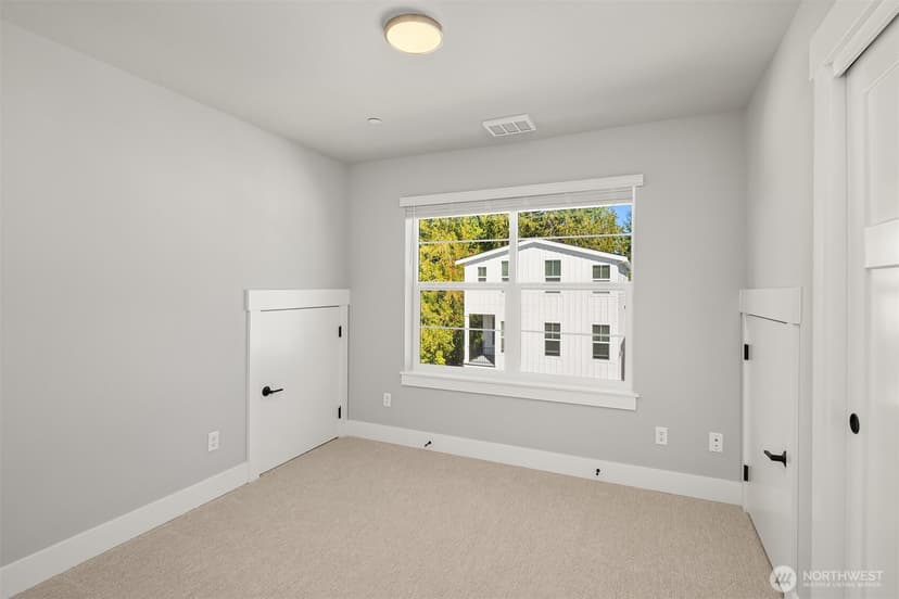 Property photo for 10 160th Place SE, Bothell photo 27