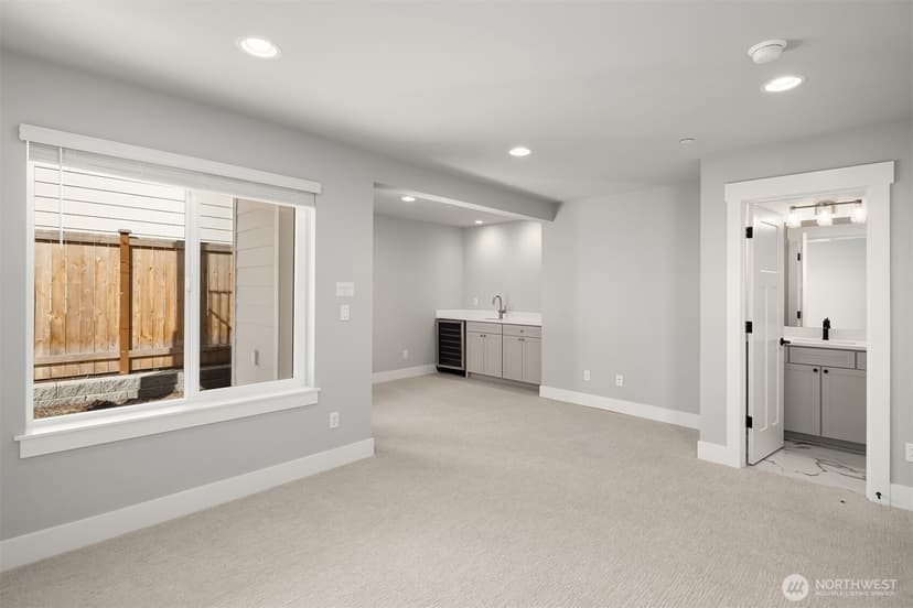 Property photo for 10 160th Place SE, Bothell photo 29