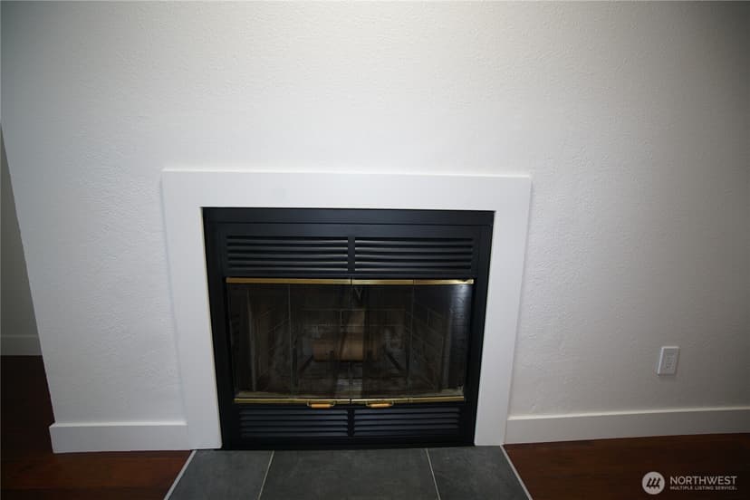 Property photo for 215 SW 100th Street #B-102, Everett photo 9
