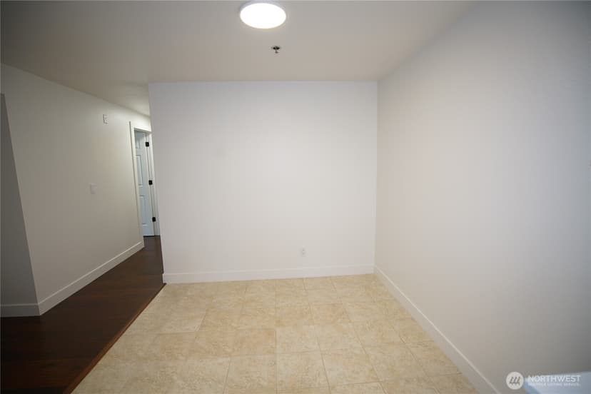 Property photo for 215 SW 100th Street #B-102, Everett photo 21