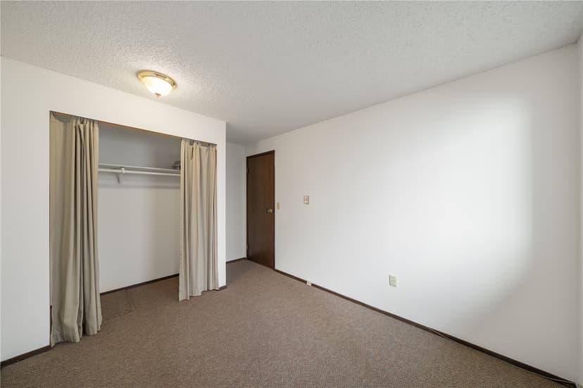 Property photo for 726 24th Avenue S, Seattle photo 13