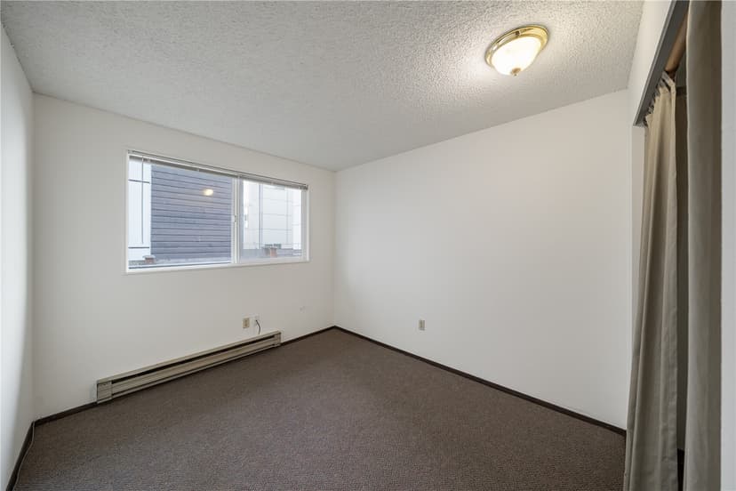 Property photo for 726 24th Avenue S, Seattle photo 14