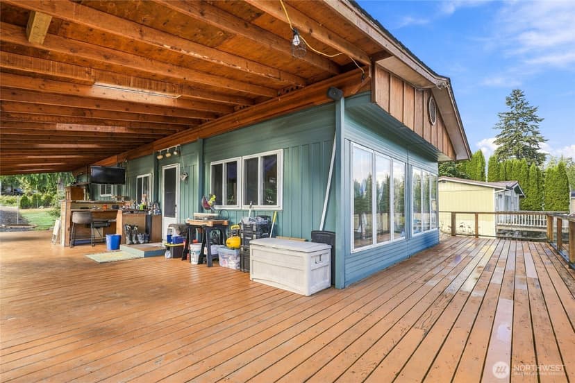 Property photo for 1007 125th Place NW, Tulalip photo 3