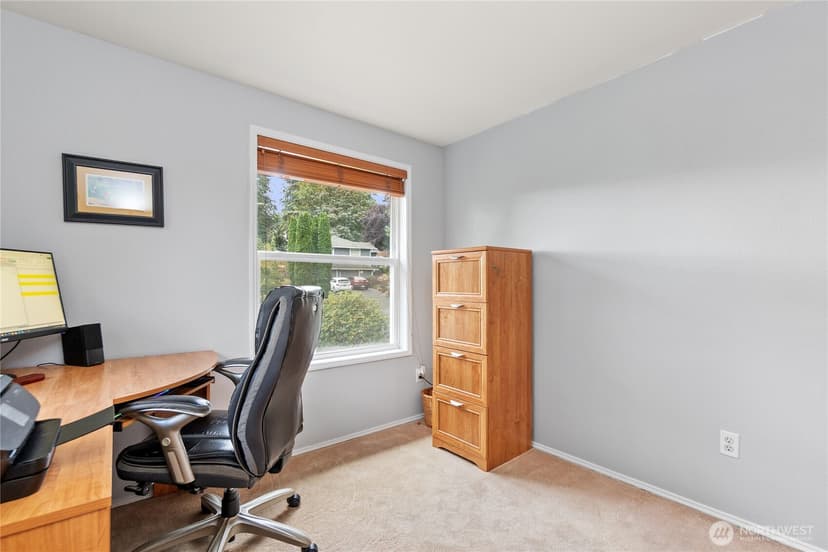 Property photo for 9724 NE 141st Court, Kirkland photo 29