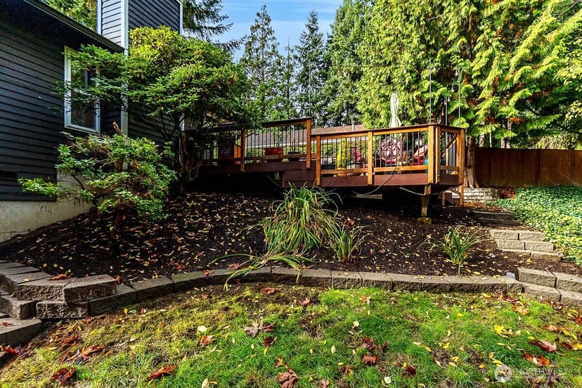 Property photo for 9724 NE 141st Court, Kirkland photo 14
