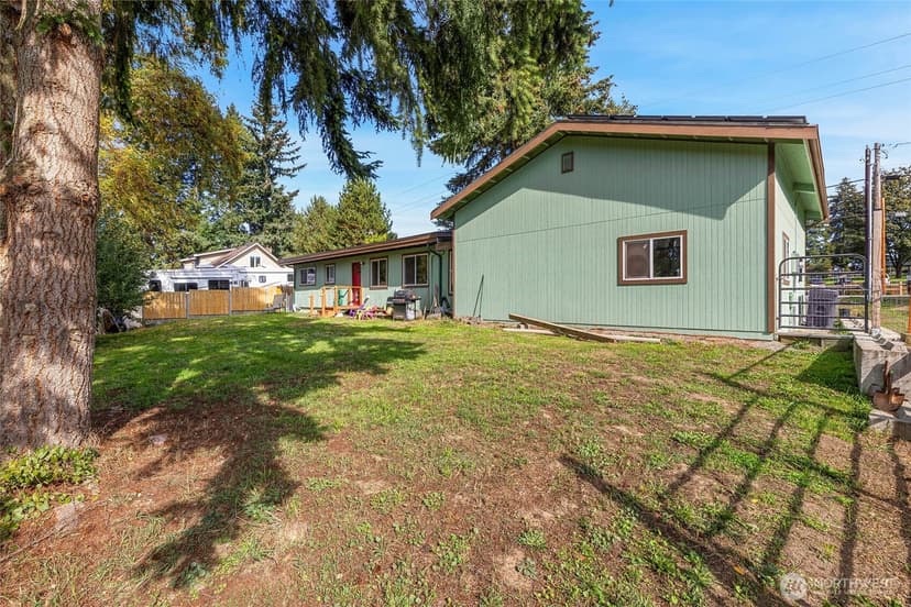 Property photo for 23303 100th Avenue SE, Kent photo 17