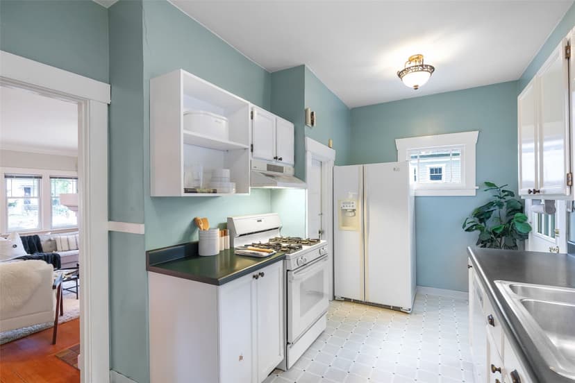 Property photo for 511 N 83rd Street, Seattle photo 10