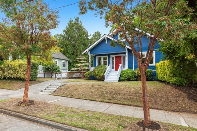 Property photo for 511 N 83rd Street, Seattle photo 2