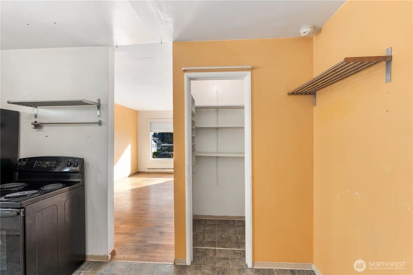Property photo for 3016 SW Roxbury Street, Seattle photo 9