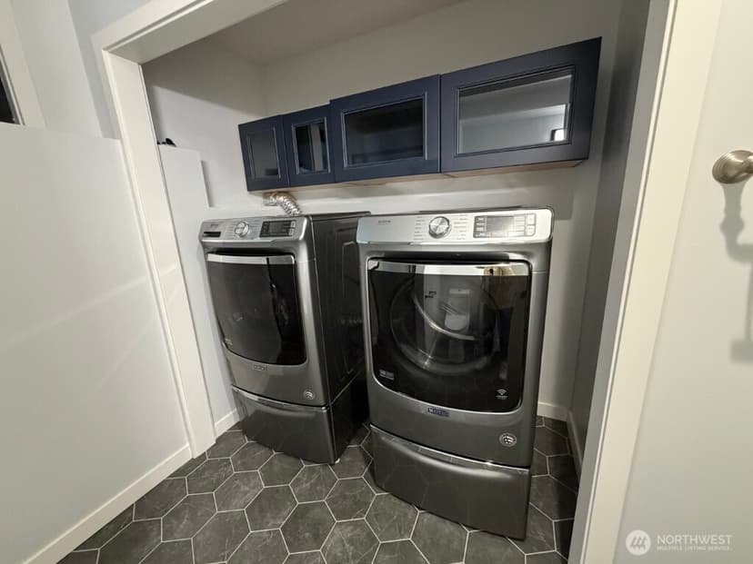 Property photo for 11721 NE 75th Place, Kirkland photo 21