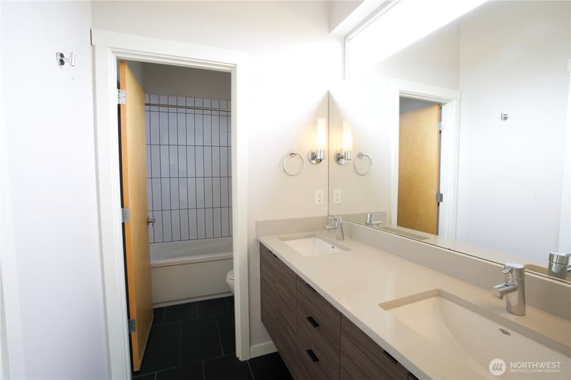 Property photo for 9109 Cyrus Avenue NW, Seattle photo 18