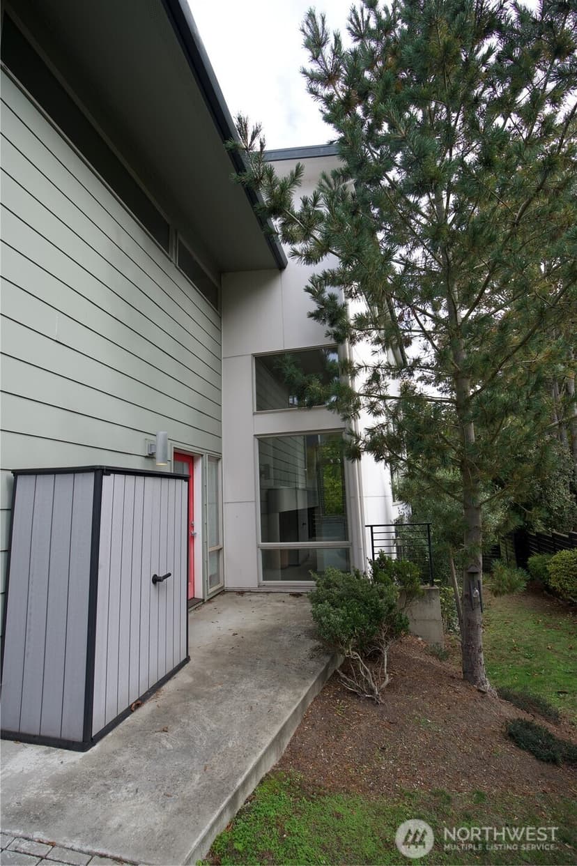 Property photo for 9109 Cyrus Avenue NW, Seattle photo 28