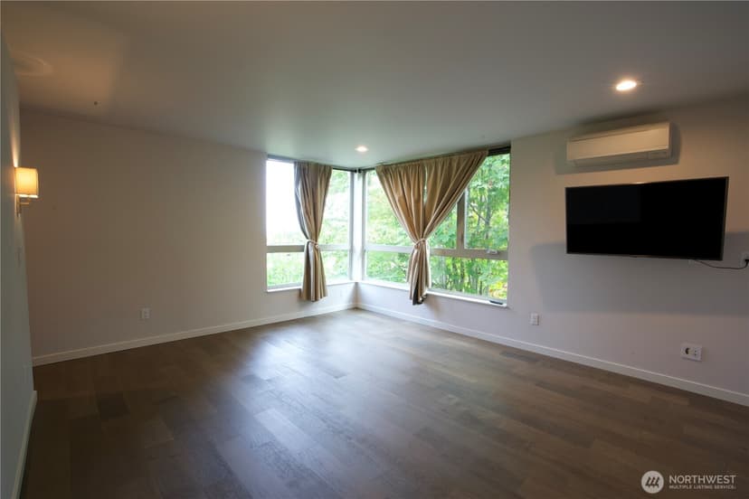 Property photo for 9109 Cyrus Avenue NW, Seattle photo 12