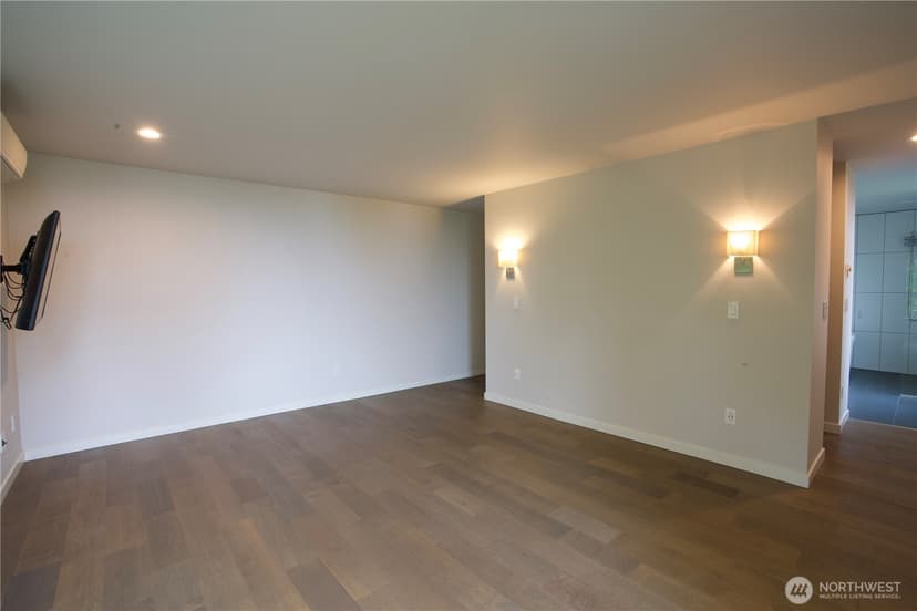 Property photo for 9109 Cyrus Avenue NW, Seattle photo 13