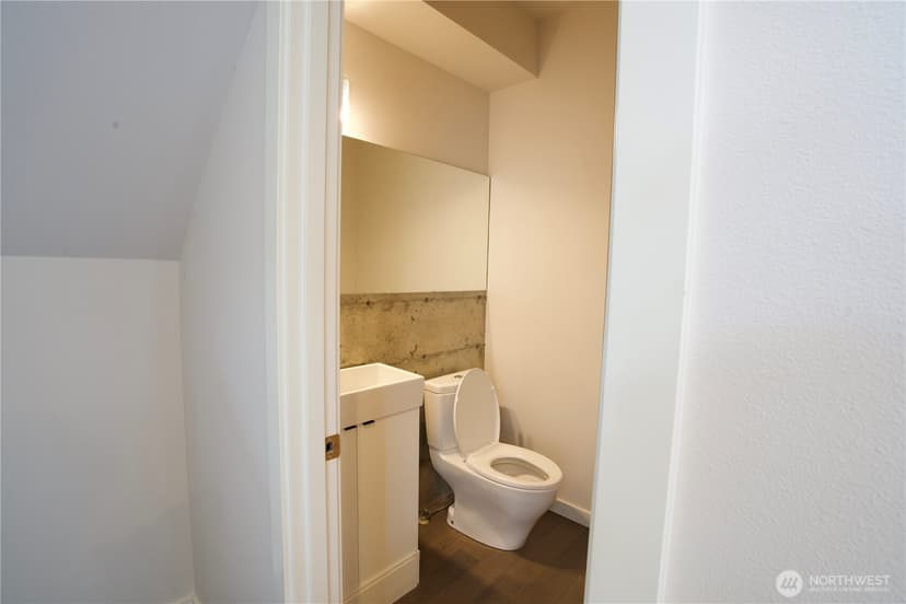 Property photo for 9109 Cyrus Avenue NW, Seattle photo 8