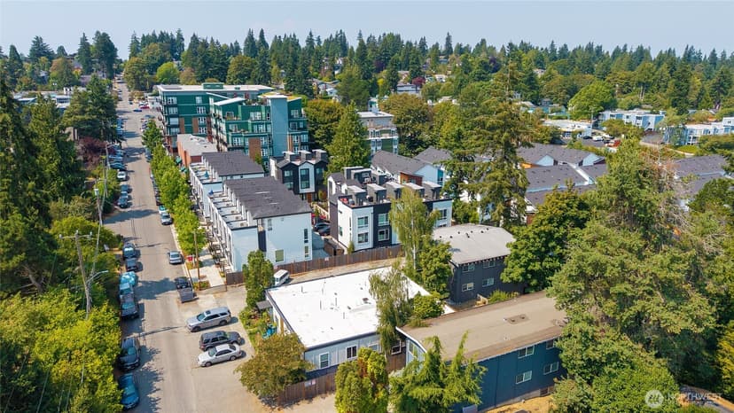 Property photo for 2108 NE 85th Street, Seattle photo 10
