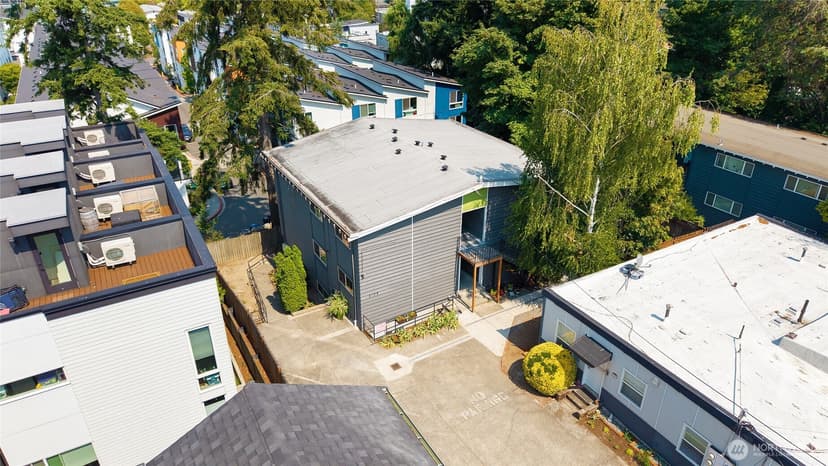 Property photo for 2108 NE 85th Street, Seattle photo 8