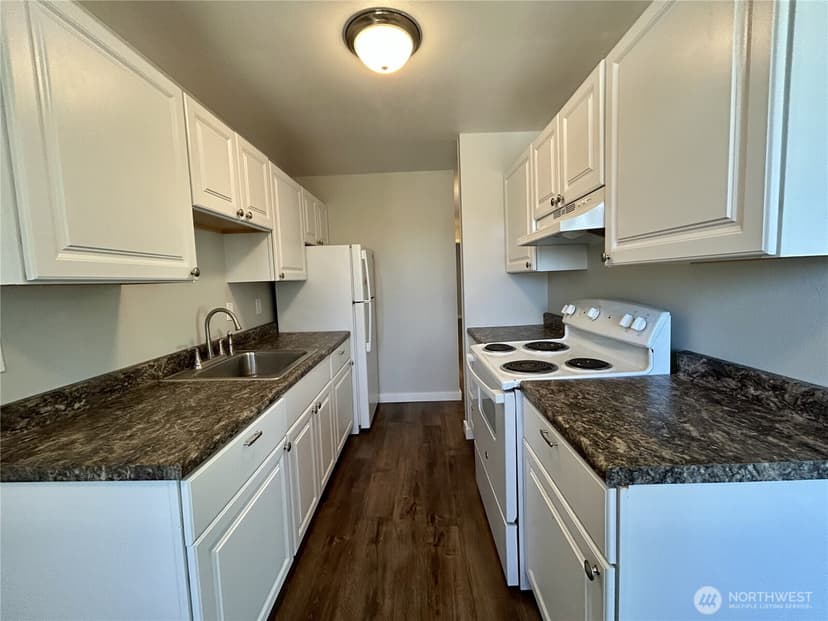 Property photo for 2108 NE 85th Street, Seattle photo 23