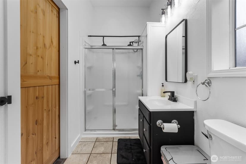 Property photo for 21001 92nd Street E, Bonney Lake photo 18