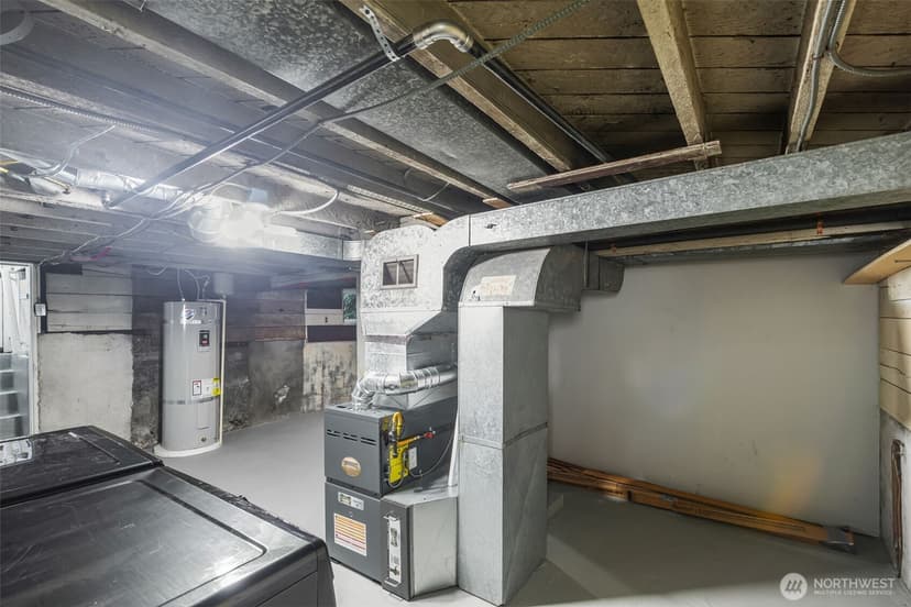 Property photo for 106 NE 54th Street, Seattle photo 32